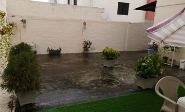 Casa de Venta en Urbanización de Manta Manabí