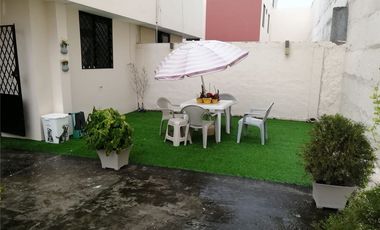 Casa de Venta en Urbanización de Manta Manabí