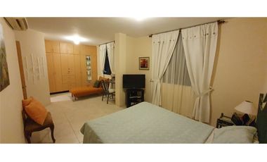 Casa de Venta en Urbanización de Manta Manabí