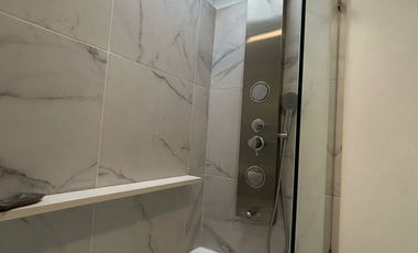 Renta Casa Amueblada en La Antigua Cementera, Puebla, 5 Habitaciones, Terraza con Pergola, Gym.