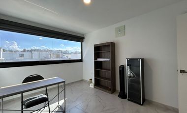 Renta Casa Amueblada en La Antigua Cementera, Puebla, 5 Habitaciones, Terraza con Pergola, Gym.