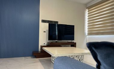 Renta Casa Amueblada en La Antigua Cementera, Puebla, 5 Habitaciones, Terraza con Pergola, Gym.