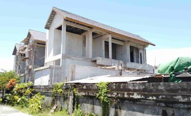 Villa Mewah Freehold dengan Private Pool Dekat Canggu & Pererenan