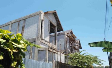 Villa Mewah Freehold dengan Private Pool Dekat Canggu & Pererenan