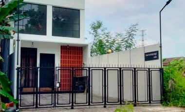 Rumah Villa Homestay Mewah Jl Damai Jl Kaliurang Km 8 Dekat UGM, Pogung, Green Hills, UII, Condongcatur