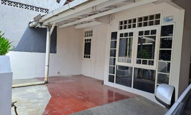 Disewakan Rumah di BSD City,Serpong,Tangerang Selatan,Banten