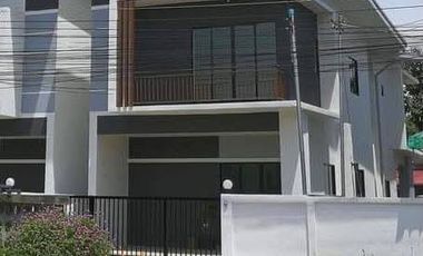 ขายบ้านเดี่ยว 3 ห้องนอน 2 ห้องน้ำ สภาพดีมาก หางดง เชียงใหม่ ใกล้โรงพยาบาลหางดง (H390) T.094651----