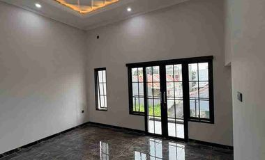 Dijual Rumah Ndr Jl. Raya Cipayung, Cipayung Jaya, Mewah Murah di Kota Depok Bisa KPR
