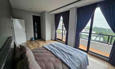 villa jual luas 1200 m2 harga 10M ada 13 kamar tidur bisa di sewa” kan auto dapat cuan