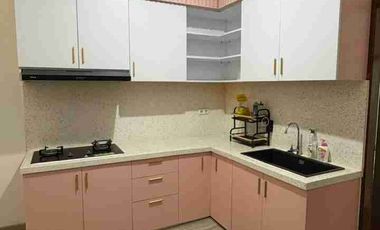 Dijual Rumah Semi Furnished Free Interior di Komplek Puri Indah