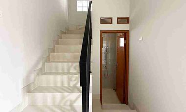 Dijual Rumah Baru Kramatjati, Mewah, Harga Murah di Jaktim, Kota Jakarta Timur Bisa KPR