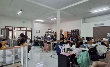 Kantor dan Gudang Strategis Dijual, di Area Sunset Road Badung