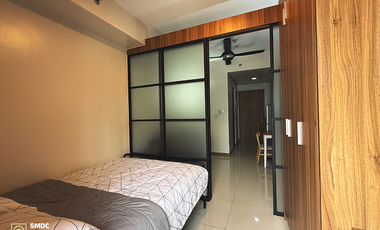 Fully-Furnished 1 Bedroom Unit with balcony for Rent in Unit B011908 Tower 1 Red Residences Makati City