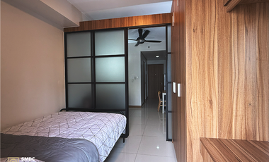 Fully-Furnished 1 Bedroom Unit with balcony for Rent in Unit B011908 Tower 1 Red Residences Makati City