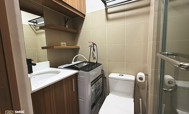 Fully-Furnished 1 Bedroom Unit with balcony for Rent in Unit B011908 Tower 1 Red Residences Makati City