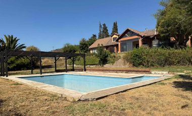 ARRIENDO CASA EN PARCELA C/ PISCINA, LOS CRISTALES