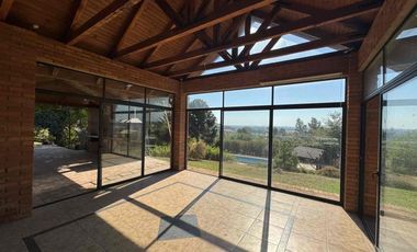 ARRIENDO CASA EN PARCELA C/ PISCINA, LOS CRISTALES