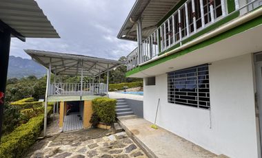 VENTA SAN ANTONIO DEL TEQUENDAMA - Finca con 8 habitaciones, piscina y zonas de eventos, lista para generar ingresos EN LA UNIÓN