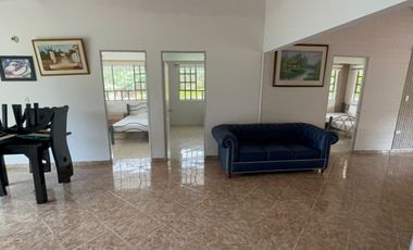 VENTA SAN ANTONIO DEL TEQUENDAMA - Finca con 8 habitaciones, piscina y zonas de eventos, lista para generar ingresos EN LA UNIÓN