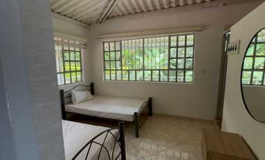 VENTA SAN ANTONIO DEL TEQUENDAMA - Finca con 8 habitaciones, piscina y zonas de eventos, lista para generar ingresos EN LA UNIÓN