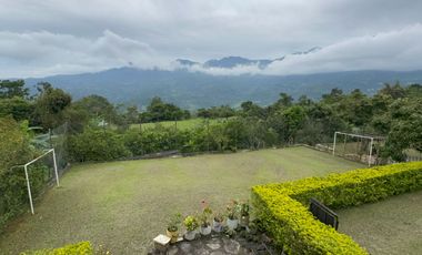 VENTA SAN ANTONIO DEL TEQUENDAMA - Finca con 8 habitaciones, piscina y zonas de eventos, lista para generar ingresos EN LA UNIÓN