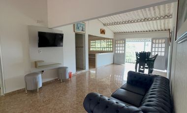 VENTA SAN ANTONIO DEL TEQUENDAMA - Finca con 8 habitaciones, piscina y zonas de eventos, lista para generar ingresos EN LA UNIÓN