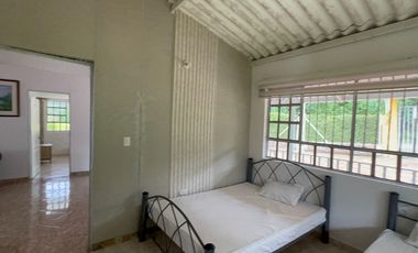 VENTA SAN ANTONIO DEL TEQUENDAMA - Finca con 8 habitaciones, piscina y zonas de eventos, lista para generar ingresos EN LA UNIÓN