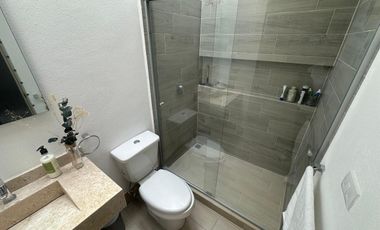 RENTA CASA AMUEBLADA,CIUDAD MESETA,2 recamaras,2.5 baños,cocina equipada