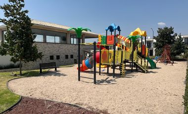 RENTA CASA AMUEBLADA,CIUDAD MESETA,2 recamaras,2.5 baños,cocina equipada