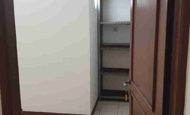 SEWA Rumah 2 Lantai Siap Huni Dekat Stasiun MRT H. Nawi, Dekat ITC Fatmawati, Dekat PIM 150 Jt/Th Nego