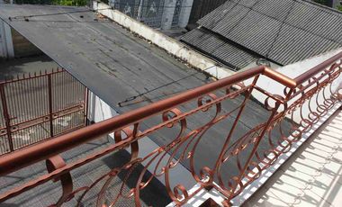 SEWA Rumah 2 Lantai Siap Huni Dekat Stasiun MRT H. Nawi, Dekat ITC Fatmawati, Dekat PIM 150 Jt/Th Nego
