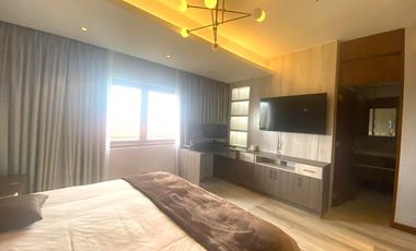 Resale Stunning Two Bedrooms Beach Condo Unit in Coral Point