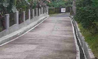 Dijual cepat 
Rumah kost SHM
Lokasi strategis di Salatiga 5menit jln kaki ke kampus UKSW, Di pusat kota , Lt 276m, 13 kamar tidur, 4 kamar mandi