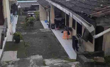 Dijual cepat 
Rumah kost SHM
Lokasi strategis di Salatiga 5menit jln kaki ke kampus UKSW, Di pusat kota , Lt 276m, 13 kamar tidur, 4 kamar mandi