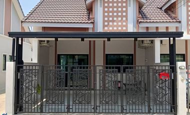 Zensiri Nern Plubwan 28,  New Townhouse  3 Bedrooms for rent