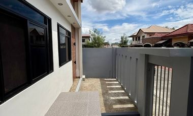 MODERN BUNGALOW HOUSE