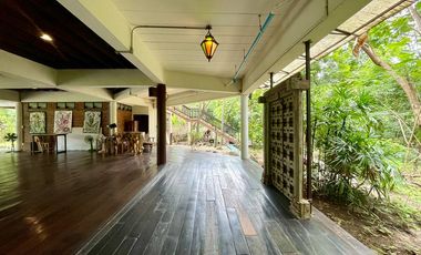 For Sale / Rent Unique Wooden Villa with Pool & Garden for Rent/Sale in Mae Rim, Chiang Mai. Near Prem International School, NIS International School.