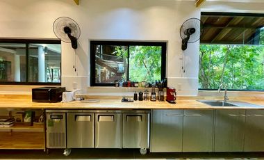 For Sale / Rent Unique Wooden Villa with Pool & Garden for Rent/Sale in Mae Rim, Chiang Mai. Near Prem International School, NIS International School.