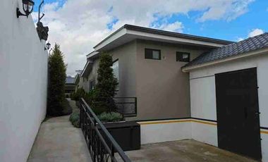 casa campestre dentro conjunto de tres casas en cotacachi Imbabura Ecuador