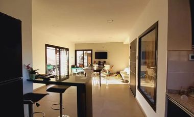 Casa en Faro Del Leyes - Arroyo Leyes, 2 Dorm, Cochera Doble, Galeria