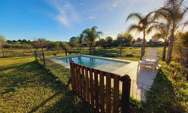 Casa en Faro Del Leyes - Arroyo Leyes, 2 Dorm, Cochera Doble, Galeria