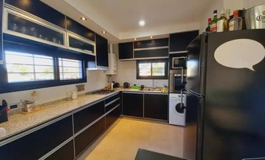 Casa en Faro Del Leyes - Arroyo Leyes, 2 Dorm, Cochera Doble, Galeria