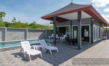 Fantastic Two-Bedroom Villa with Upgraded 7m Salt Pool.