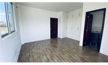 Casa de Venta en Manta Zona Sur Manabí