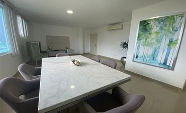 Departamento con Vista al Mar de Venta en Manta