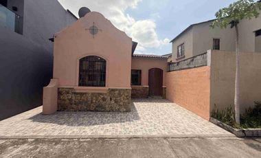 Casa en Venta en la Urb. La Rioja Et. Asturias