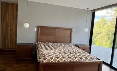 En arriendo casa de campo con Cancha de Tenis y Amplio Terreno en Jadán -  a 35 minutos de Cuenca