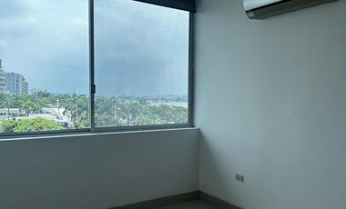 Renta de Departamento de 3 dormitorios en Samborondon