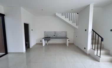 Dijual Rumah Minimalis 2 Lantai Brand New Sudah SHM Bisa KPR Duri Kosambi Sebelah Green Lake City Kalideres Cengkareng Jakarta Barat