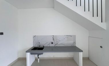 Dijual Rumah Minimalis 2 Lantai Brand New Sudah SHM Bisa KPR Duri Kosambi Sebelah Green Lake City Kalideres Cengkareng Jakarta Barat